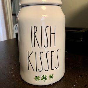 SOLD Rae Dunn Irish kisses